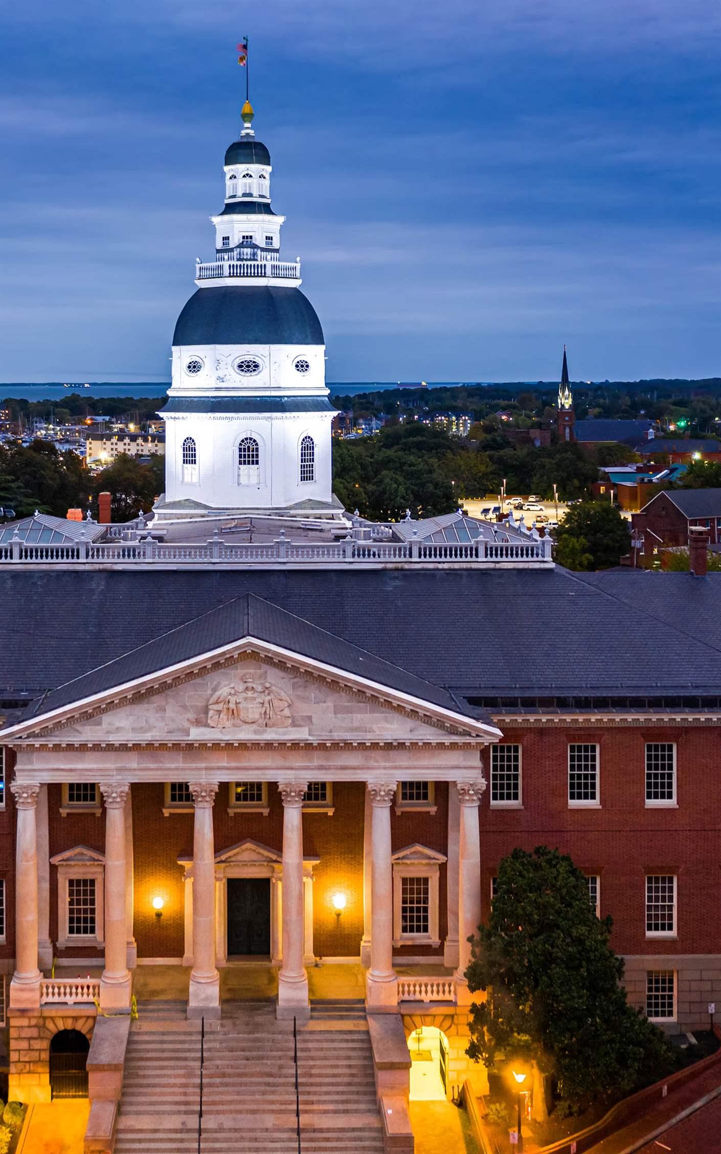 Maryland State House, in Annapolis, at dusk. The Maryland State House is the oldest U.S. state capitol in continuous legislative use, dating to 1772 and housing the Maryland General Assembly.